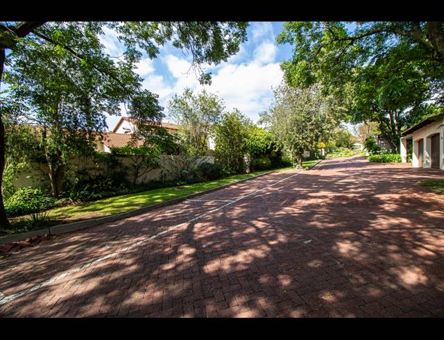 3 BEDROOM TOWNHOUSE TO LET IN STRATHAVON